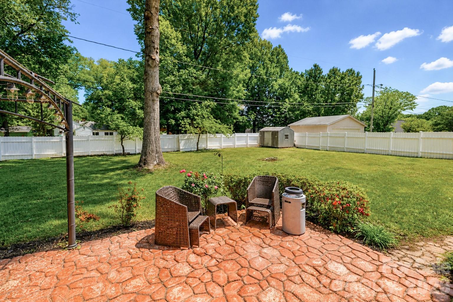 Single Family Residence at 820 Woodland Road, Statesville, photo 33 of 35