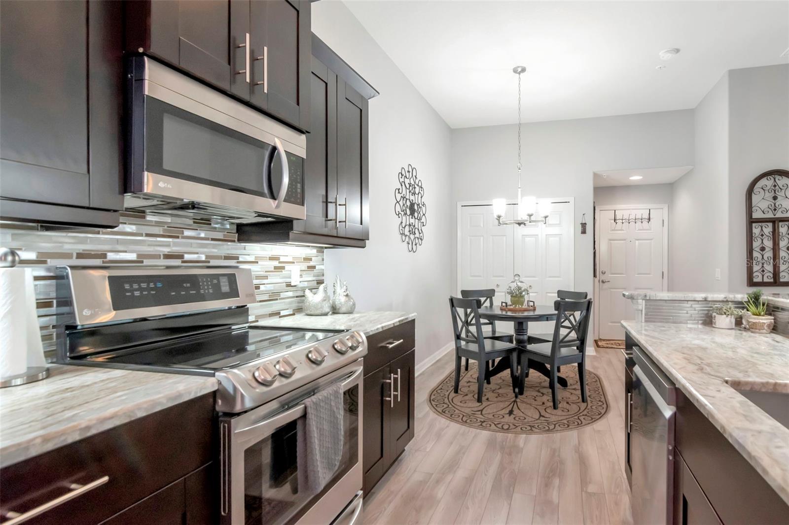 Dinette Area - 6395 BANYAN BLVD #303, NEW PORT RICHEY