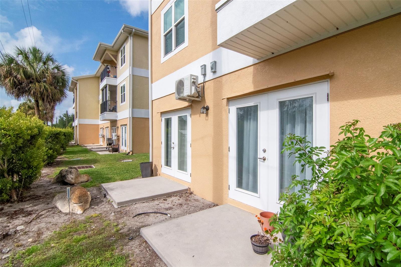 Perfect spot for grilling - 6395 BANYAN BLVD #303, NEW PORT RICHEY