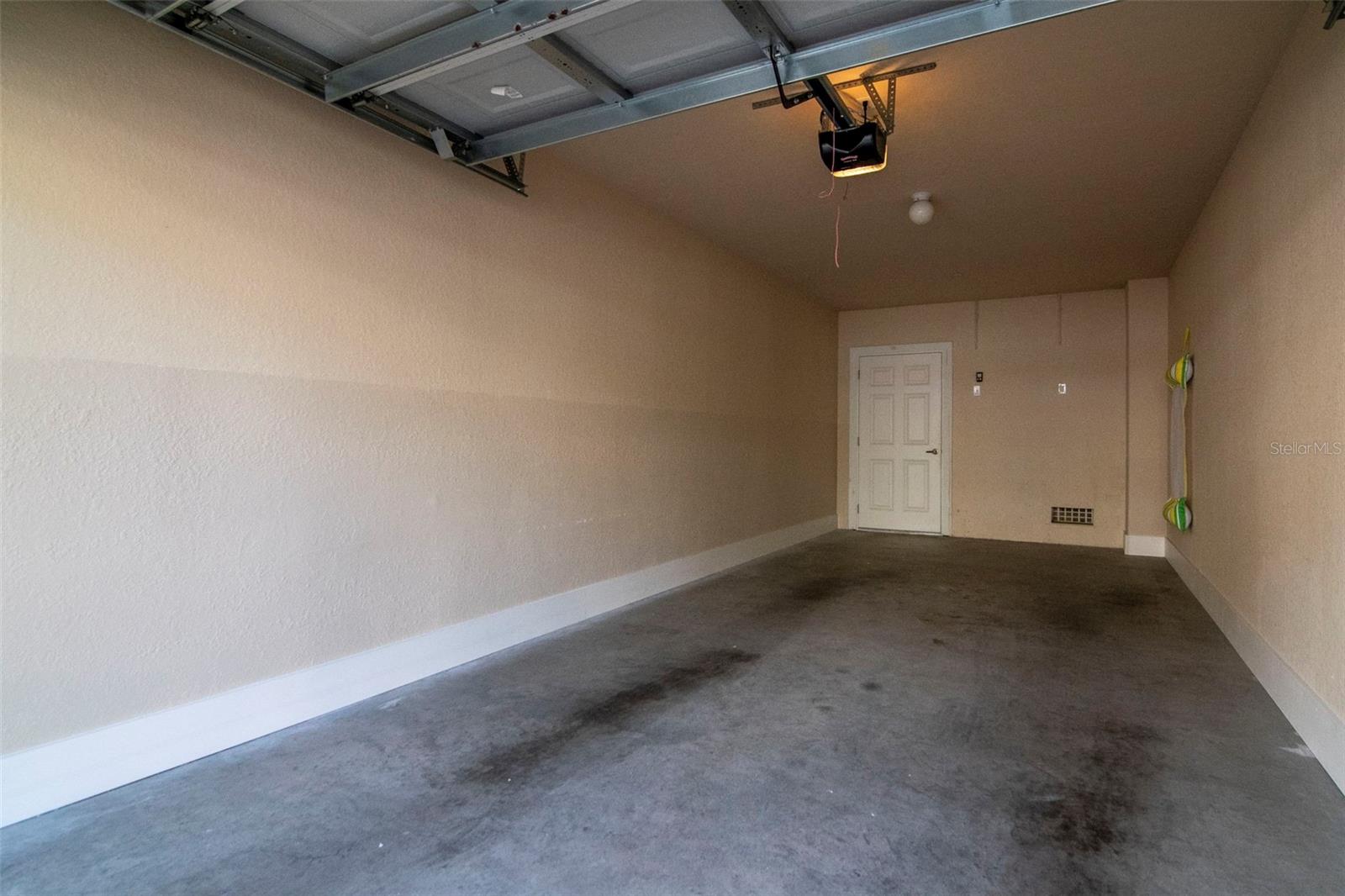 Big enough for a car and Golf Cart - 6395 BANYAN BLVD #303, NEW PORT RICHEY