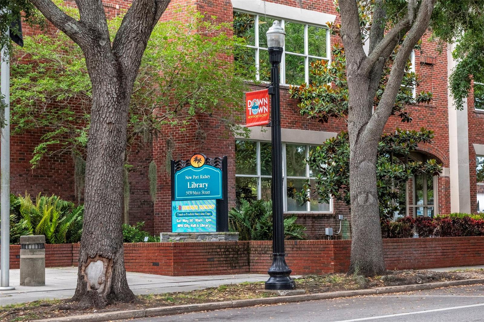 Library off Main Street - 6395 BANYAN BLVD #303, NEW PORT RICHEY