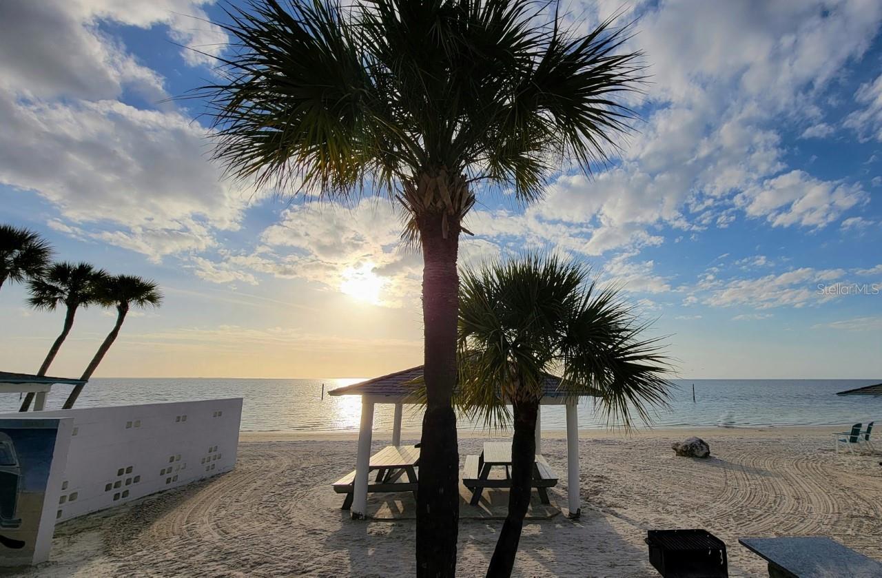 Gulf Harbors Beach - 6395 BANYAN BLVD #303, NEW PORT RICHEY