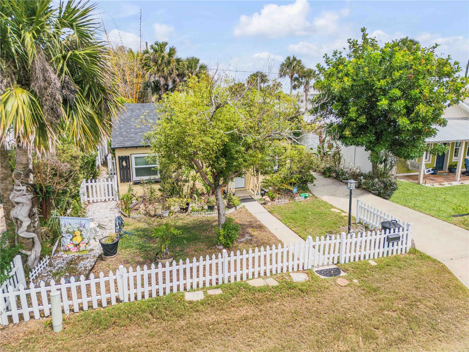 Single Family Residence at 204 CONDICT DR, NEW SMYRNA BEACH, photo 10 of 38