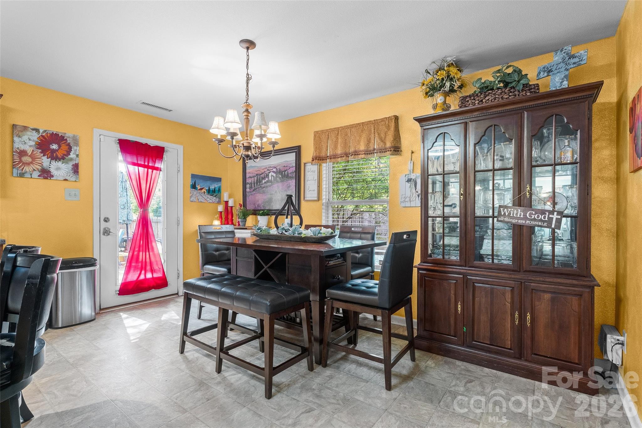 Single Family Residence at 3248 Pikes Peak Drive, Gastonia, photo 10 of 38