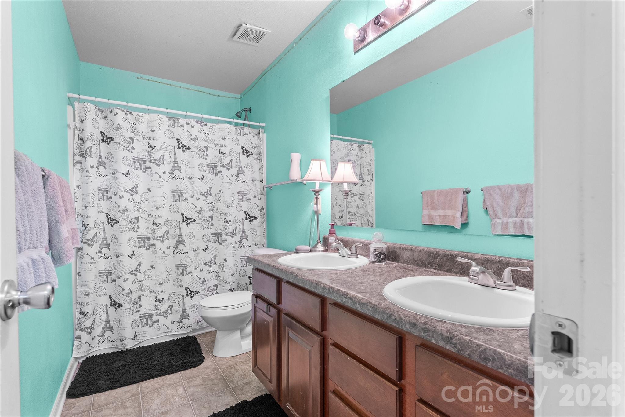 Full bath upstairs - 3248 Pikes Peak Drive, Gastonia