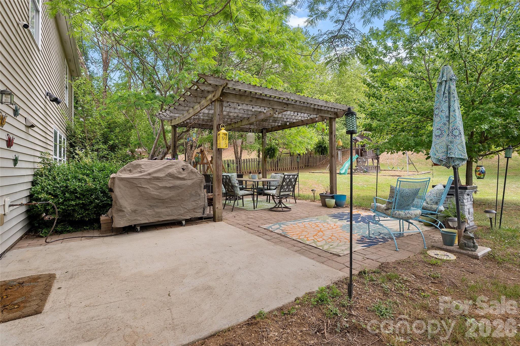 Great outdoor space! - 3248 Pikes Peak Drive, Gastonia
