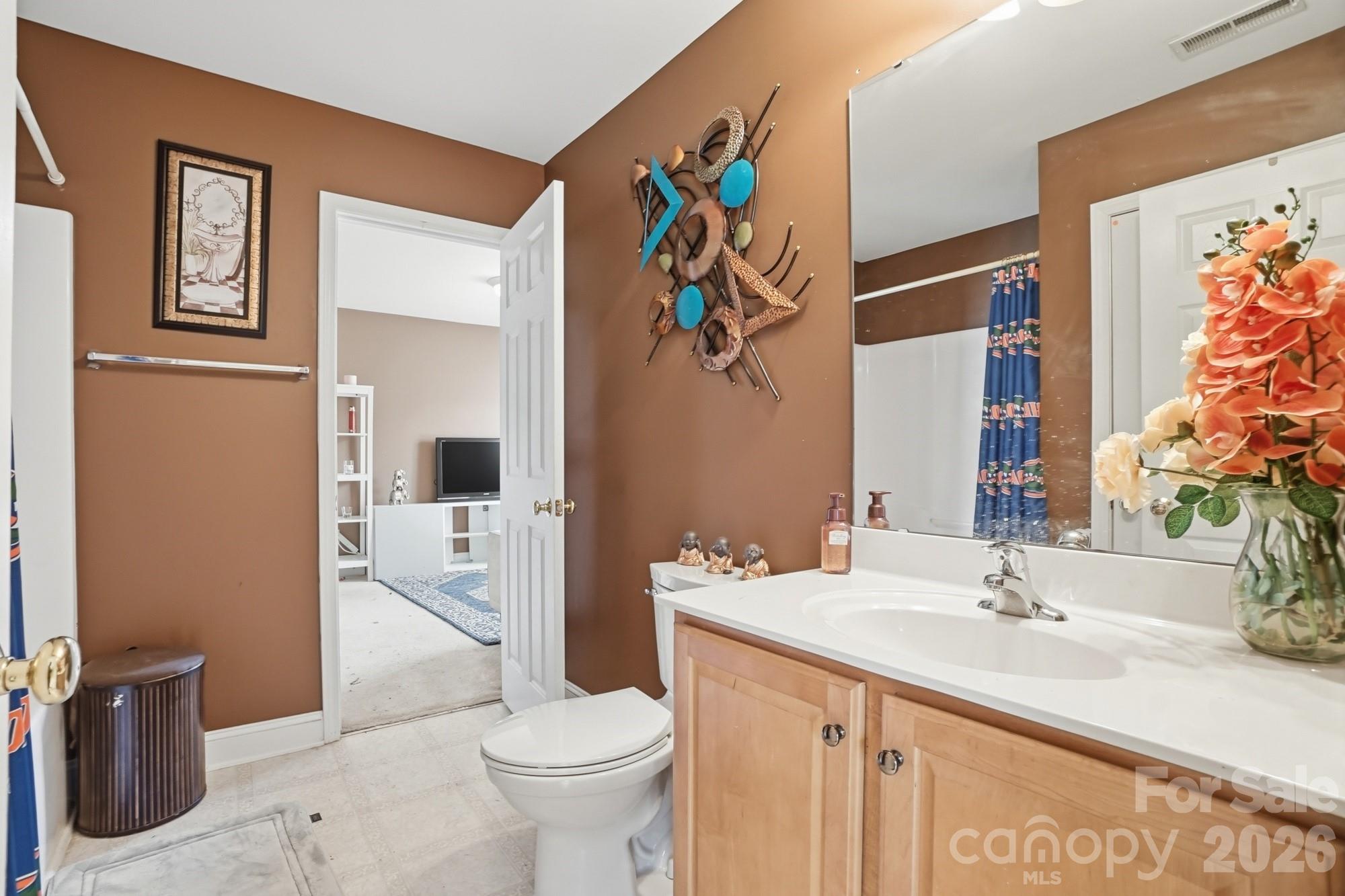 Single Family Residence at 8108 Morehouse Drive, Waxhaw, photo 27 of 36