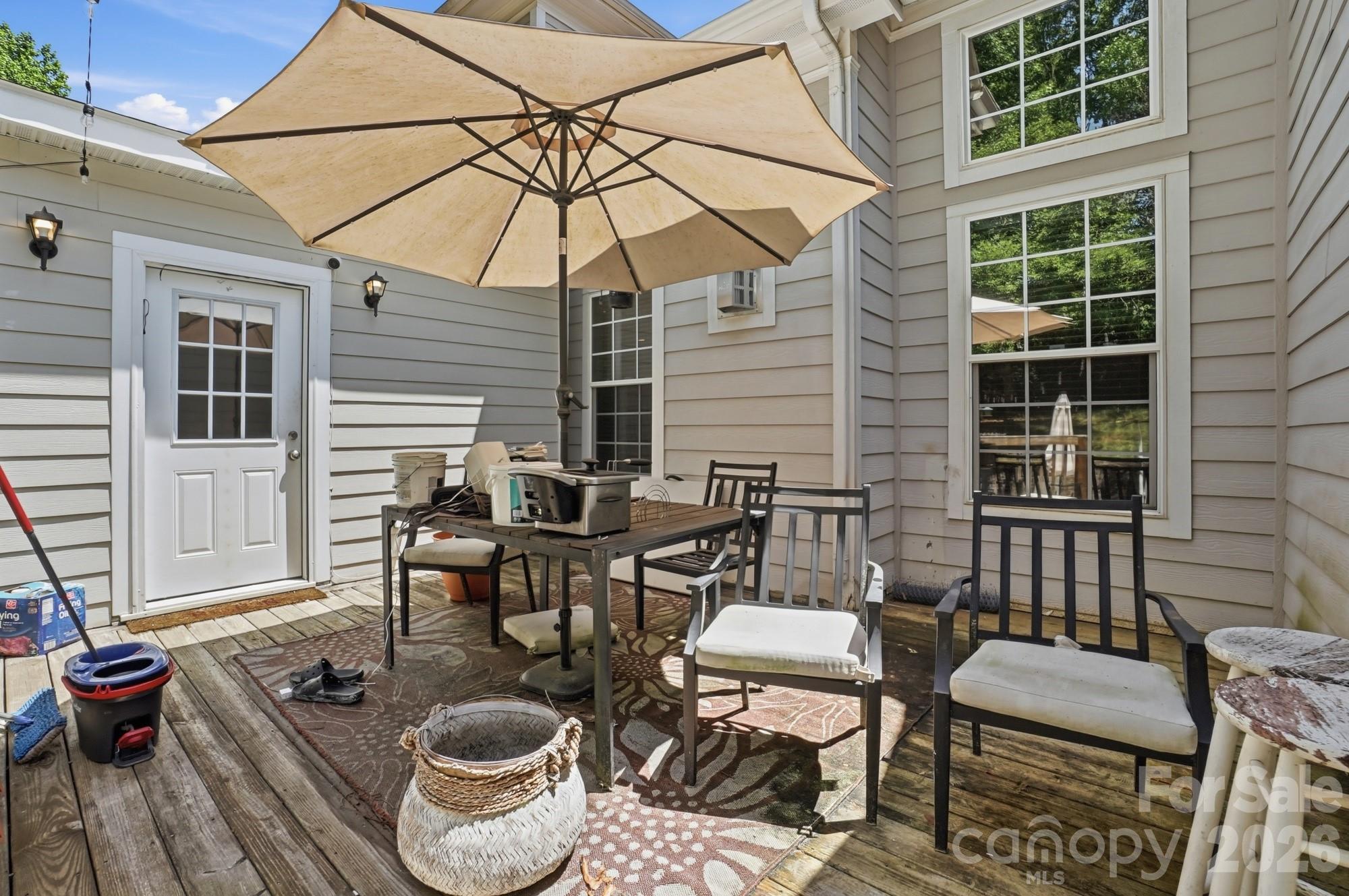 Single Family Residence at 8108 Morehouse Drive, Waxhaw, photo 34 of 36