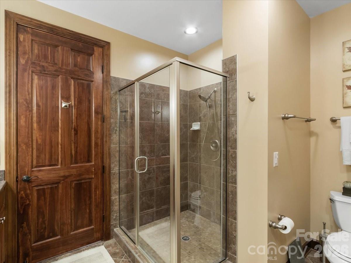 Condominium at 600 Andrew Banks Road, Burnsville, photo 30 of 41