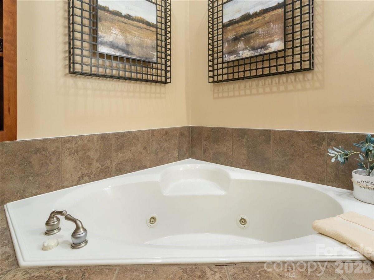 Condominium at 600 Andrew Banks Road, Burnsville, photo 39 of 41