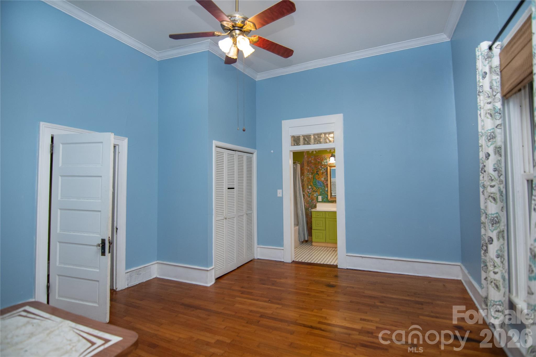 Single Family Residence at 600 W Warren Street, Shelby, photo 6 of 16