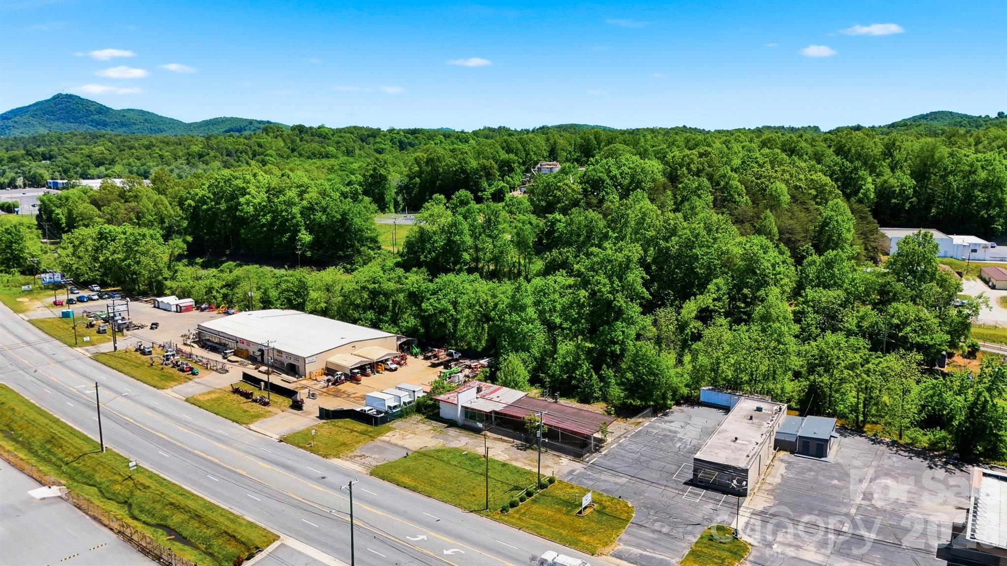 Business at 1425 Morganton Boulevard SW, Lenoir, photo 30 of 33