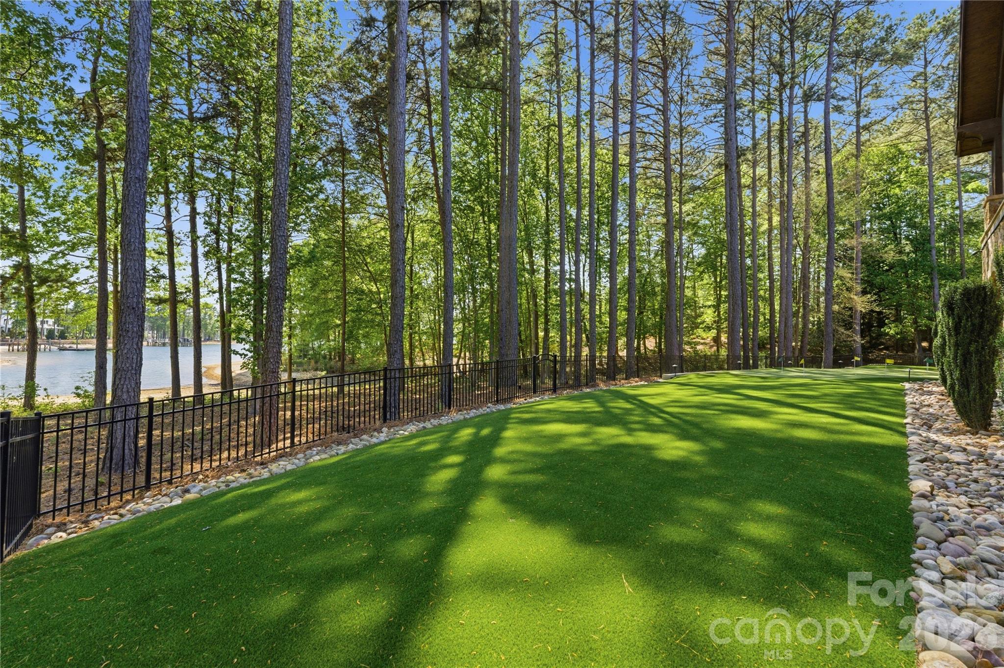 Lake-side Green - 171 White Horse Drive, Mooresville