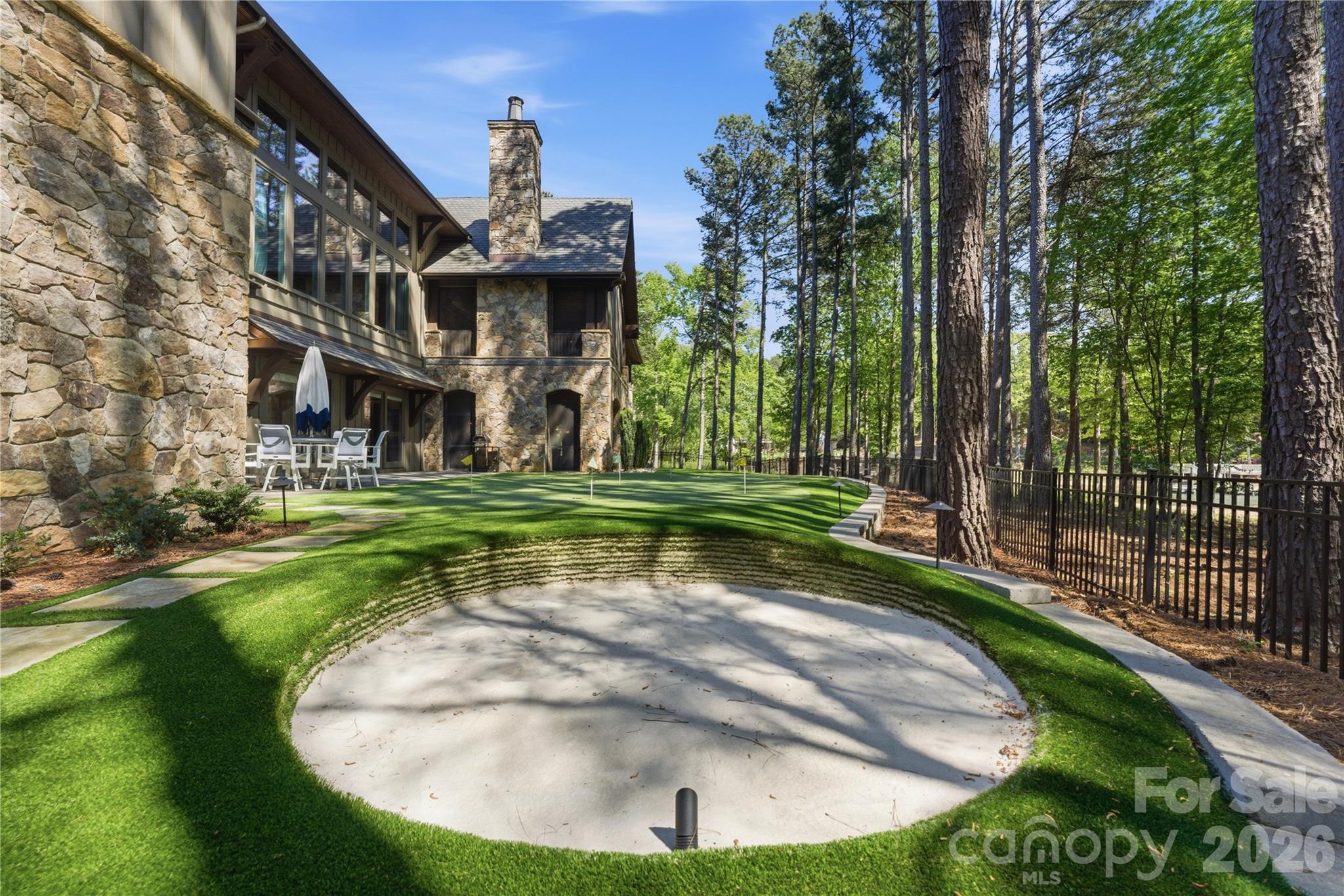 Private Short Game Area - 171 White Horse Drive, Mooresville