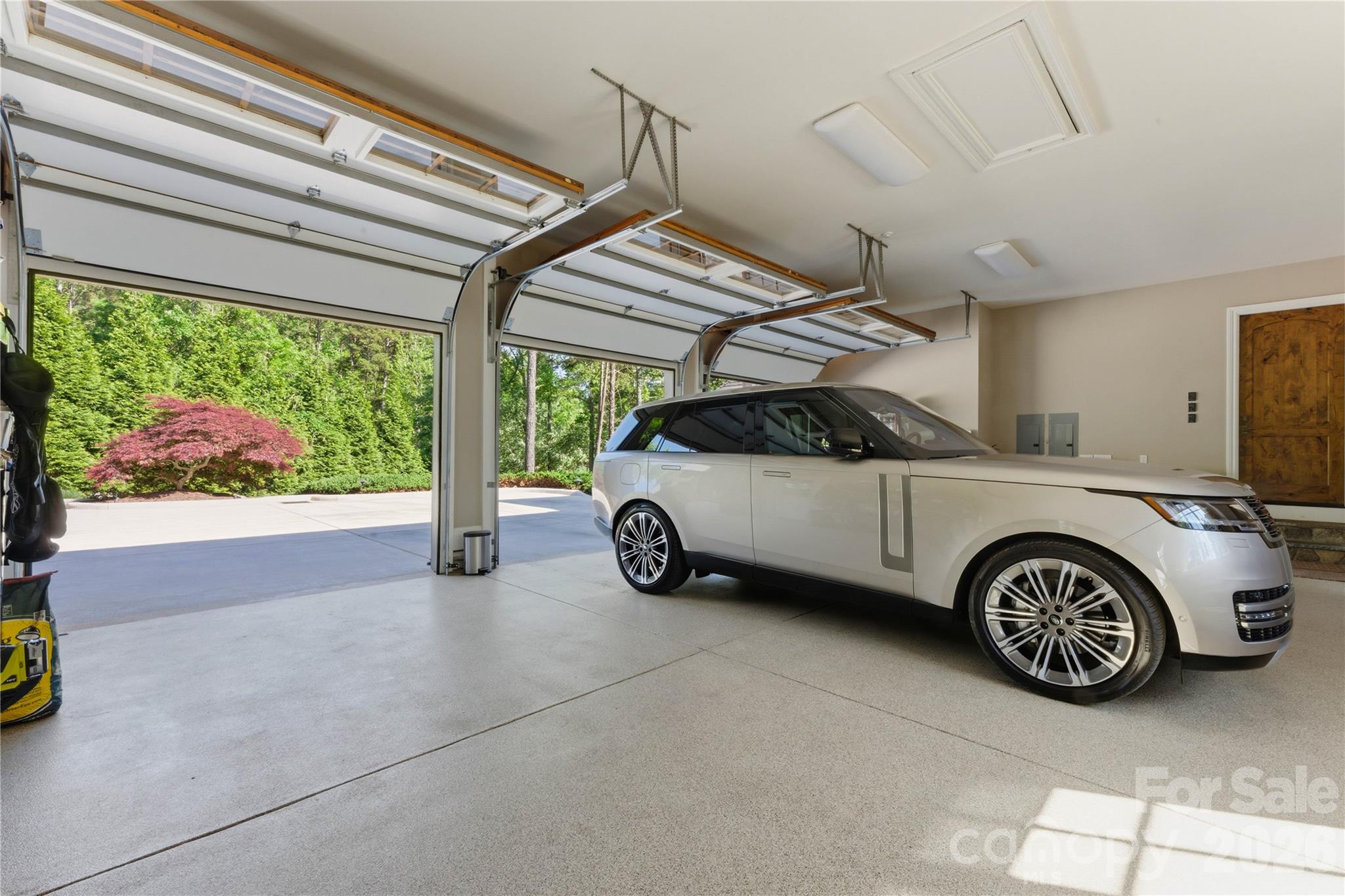 Garage interior - 171 White Horse Drive, Mooresville