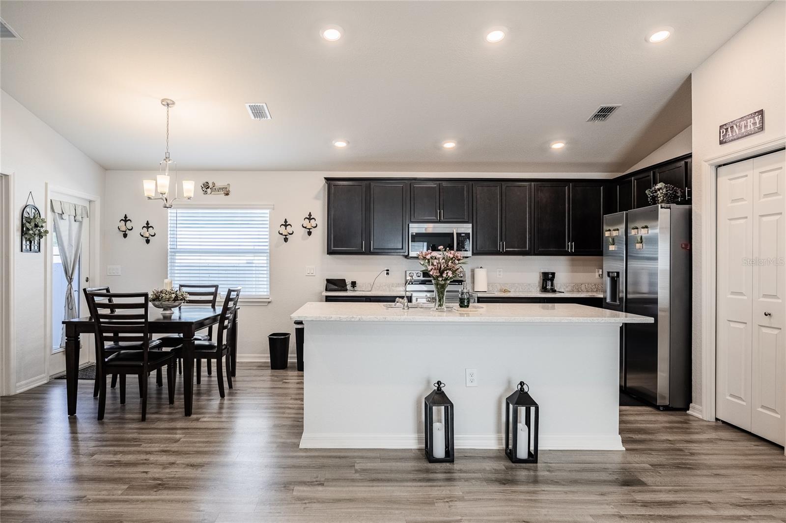Kitchen/ dining combo - 3307 COSTELLO CIR, WINTER HAVEN
