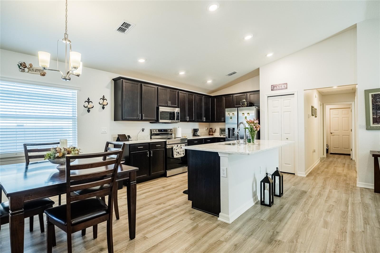 Single Family Residence at 3307 COSTELLO CIR, WINTER HAVEN, photo 5 of 30