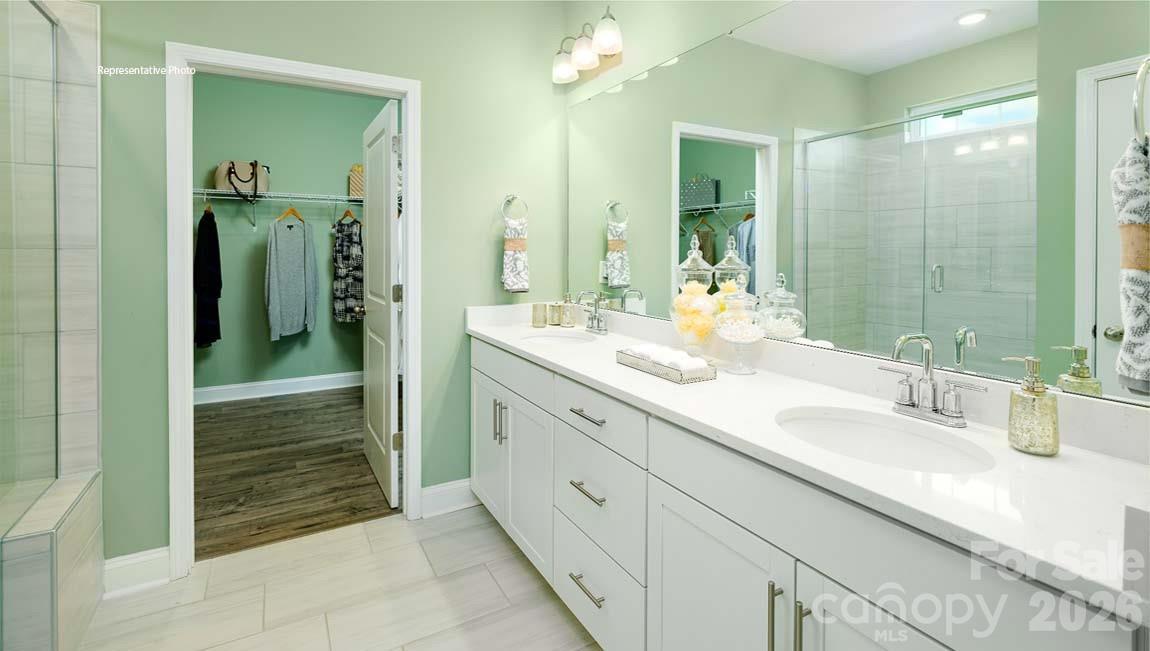 Single Family Residence at 7525 Bainbridge Road, Sherrills Ford, photo 19 of 29