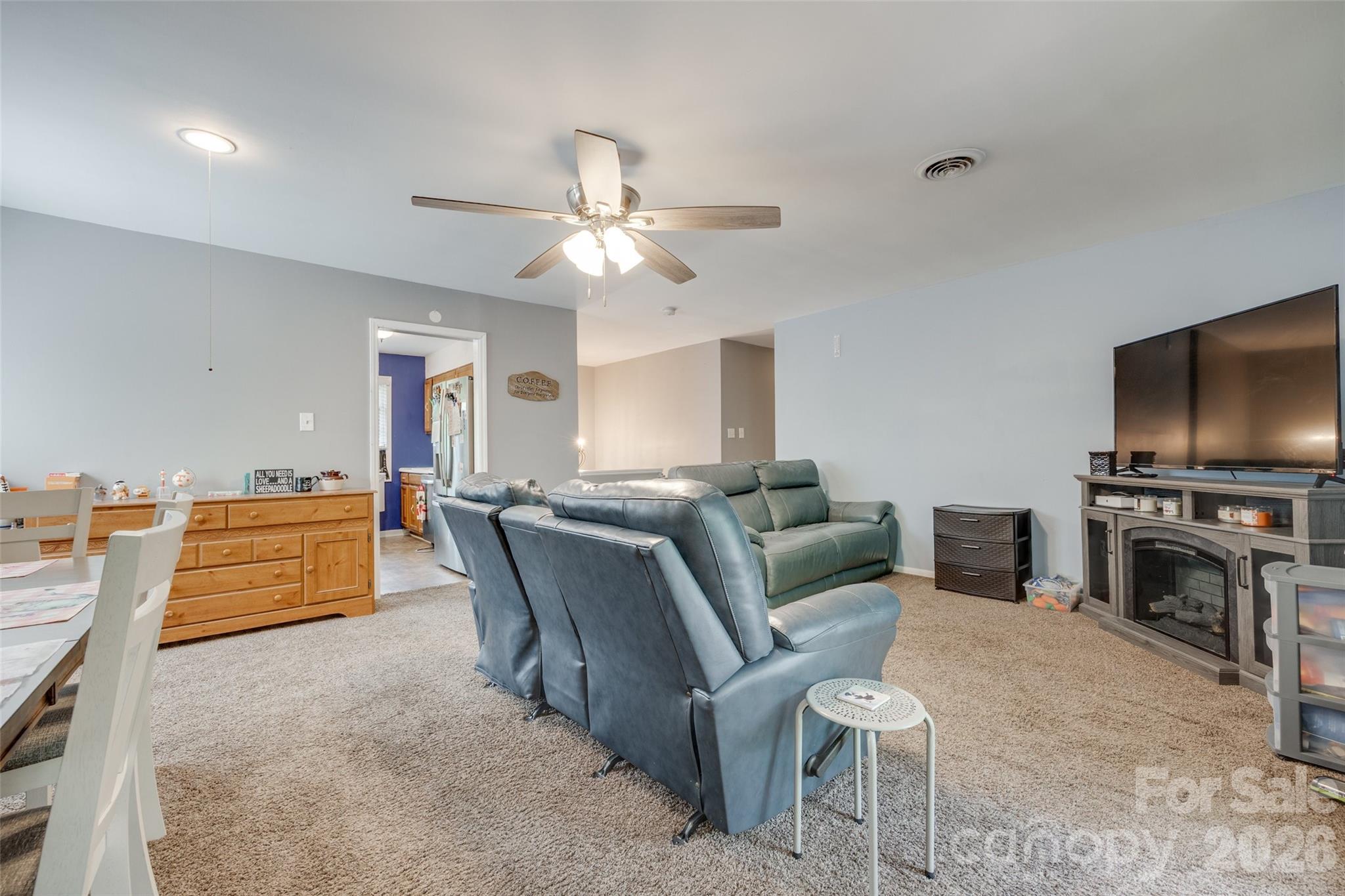 Single Family Residence at 679 Fairforest Road, Chester, photo 6 of 30