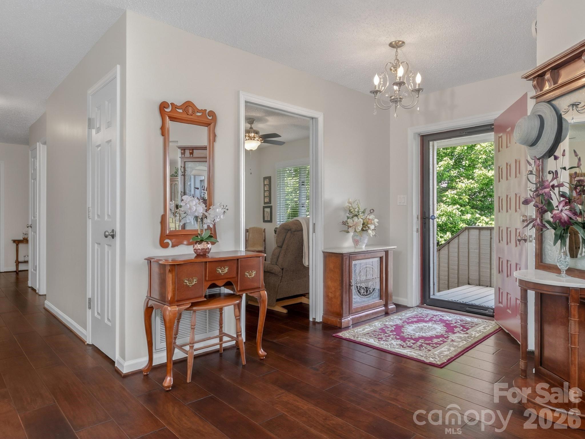 Townhouse at 136 Deerlake Drive, Asheville, photo 10 of 47