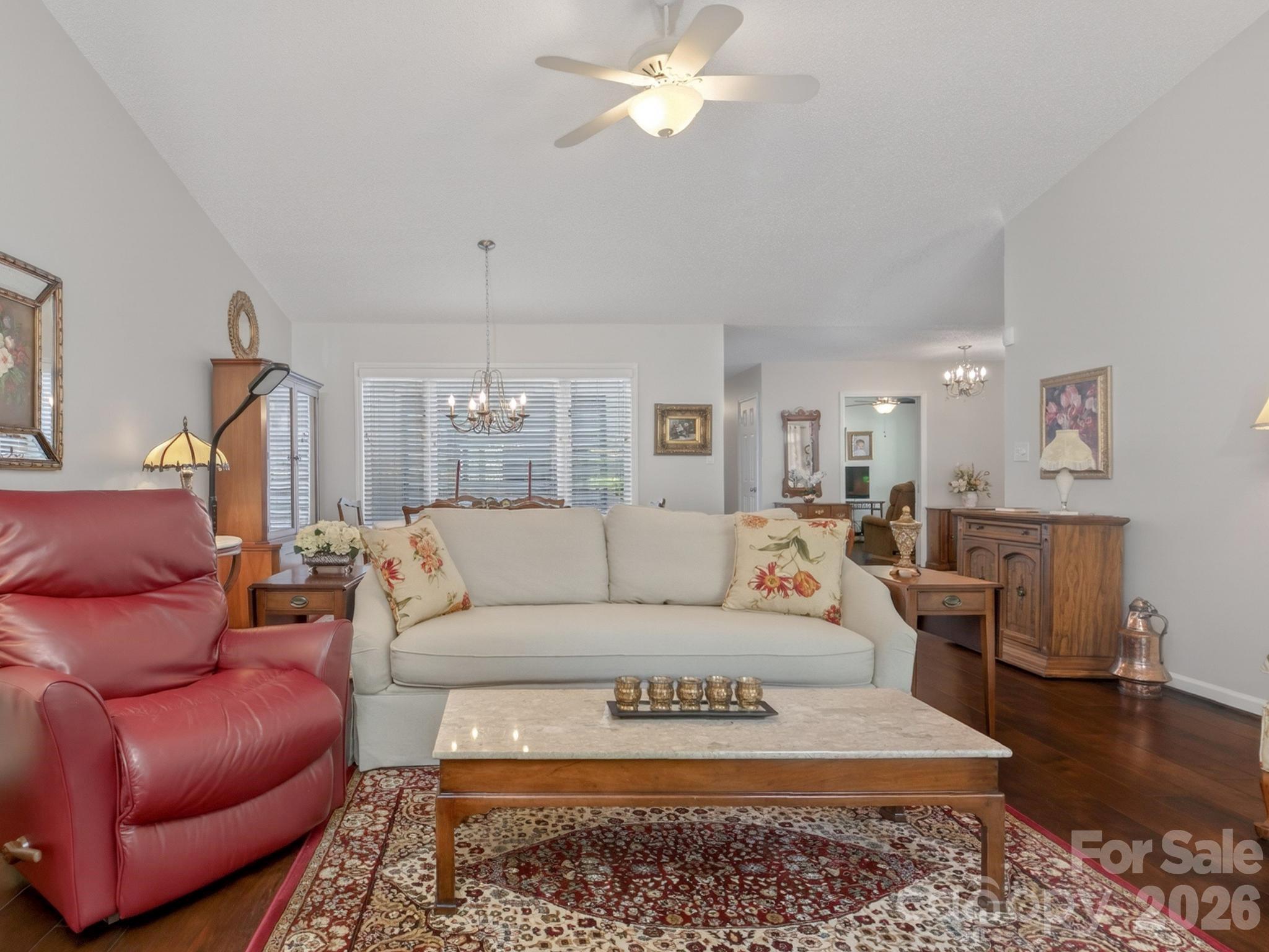 Townhouse at 136 Deerlake Drive, Asheville, photo 14 of 47