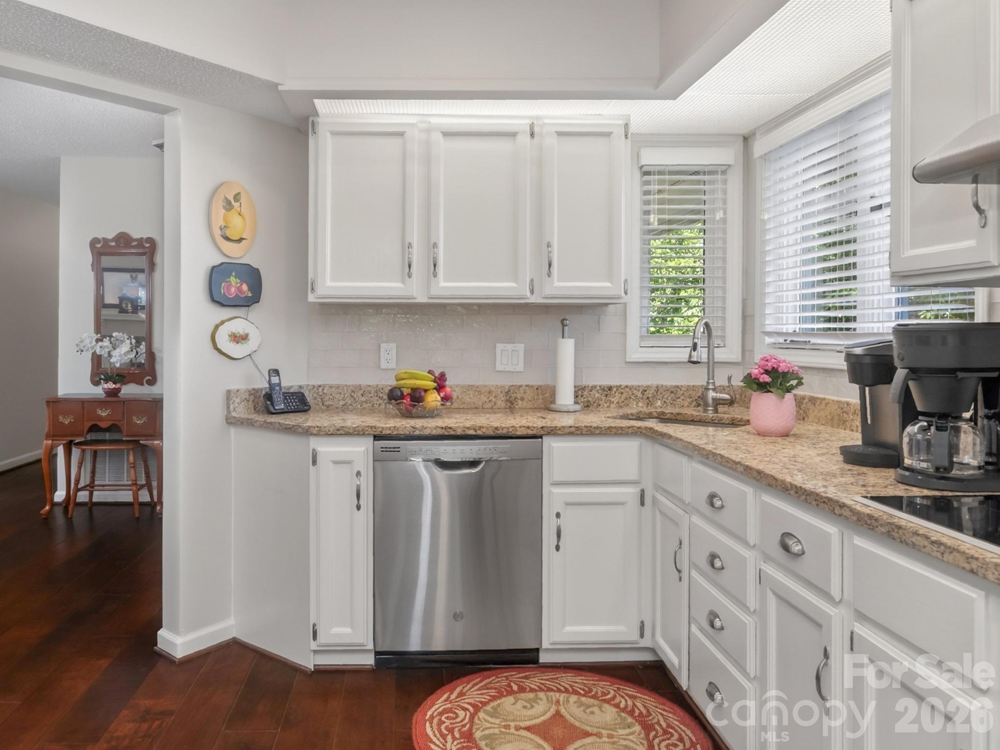 Townhouse at 136 Deerlake Drive, Asheville, photo 21 of 47