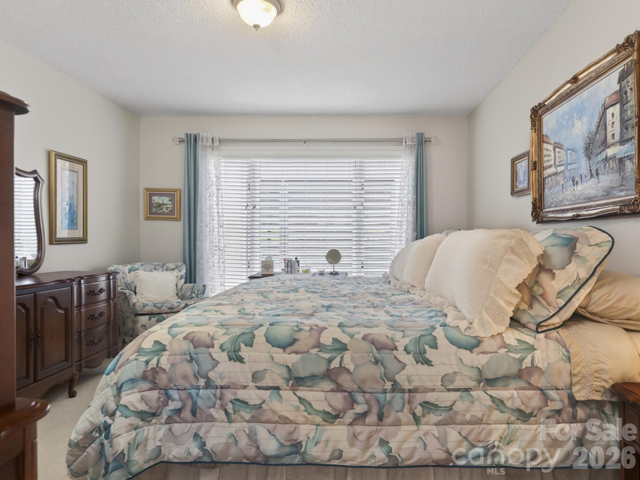 Townhouse at 136 Deerlake Drive, Asheville, photo 32 of 47