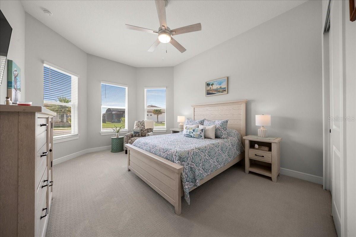 Bedroom One w/ Ensuite - 6015 SW 86TH CIR, OCALA