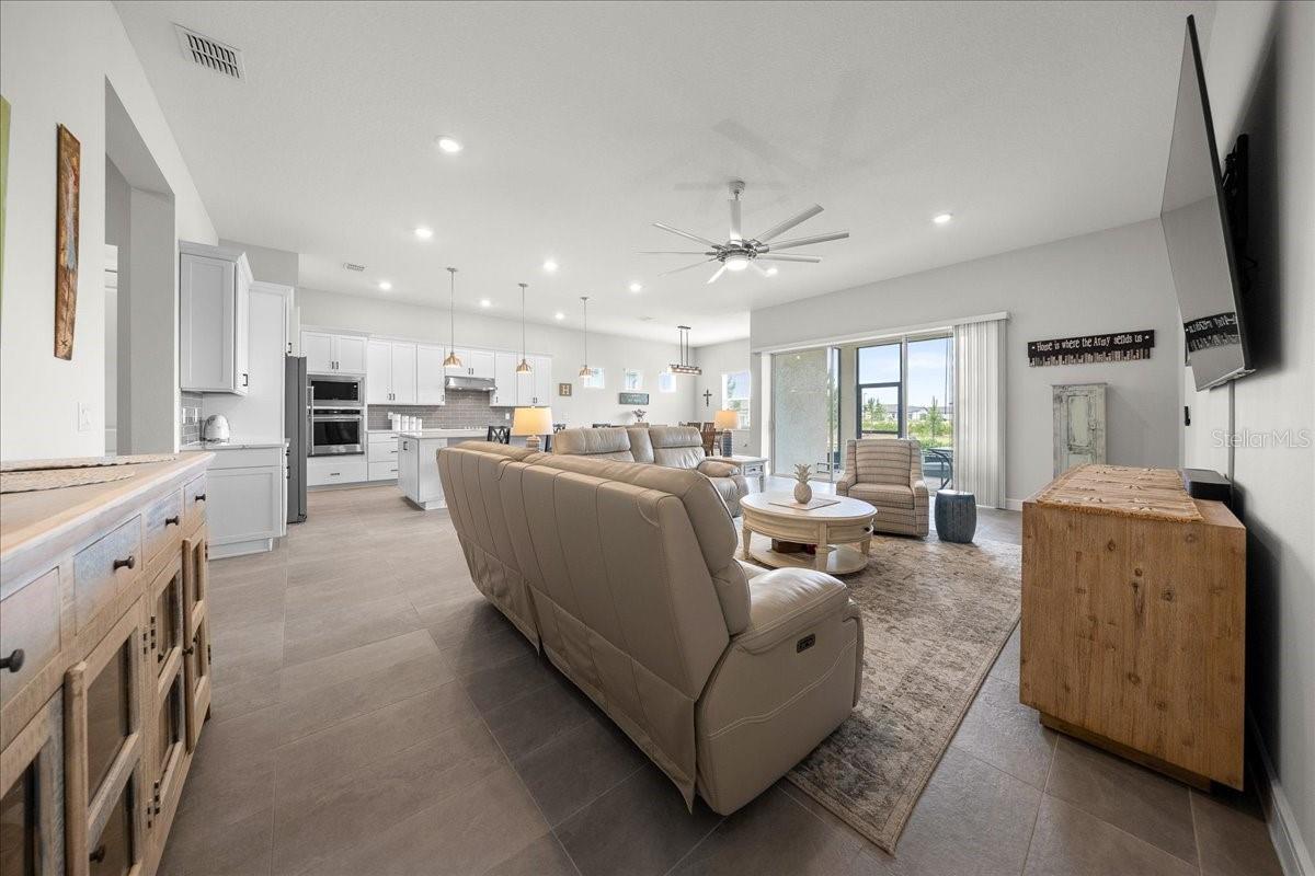 Open Floor Plan - 6015 SW 86TH CIR, OCALA