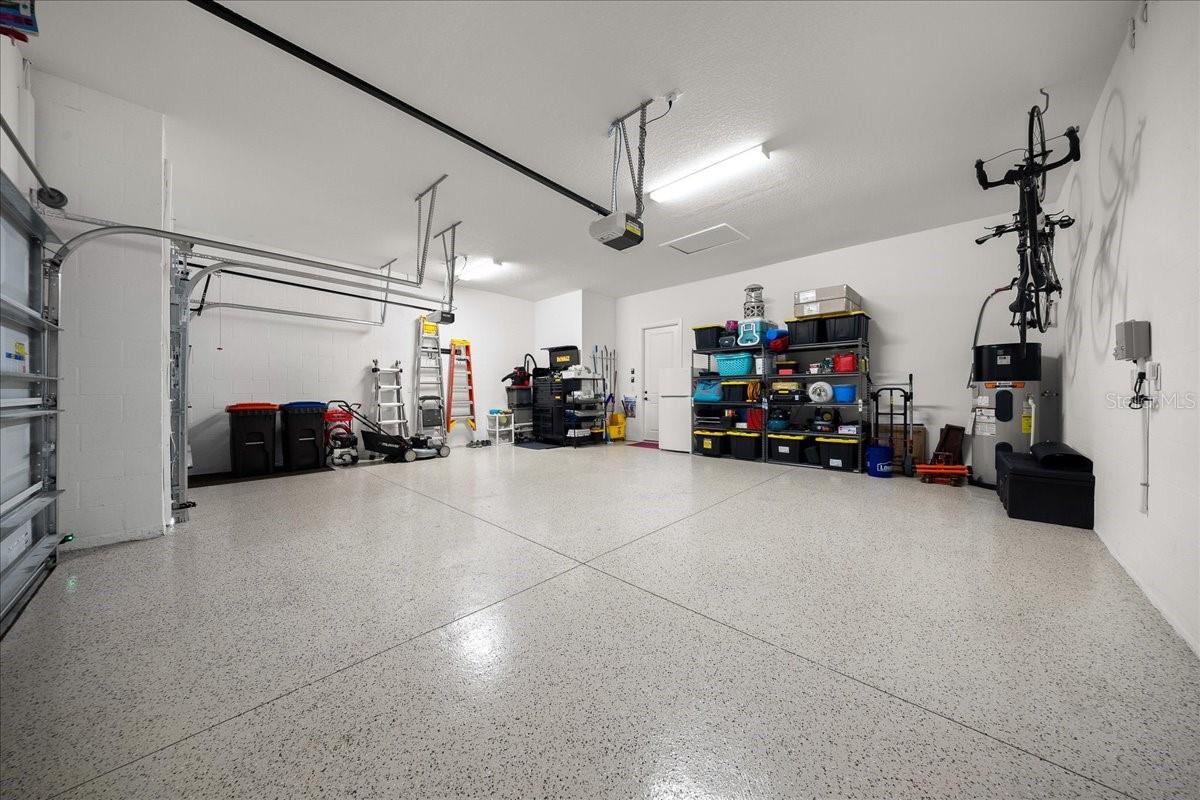 3 Car Garage with Epoxy Flooring - 6015 SW 86TH CIR, OCALA