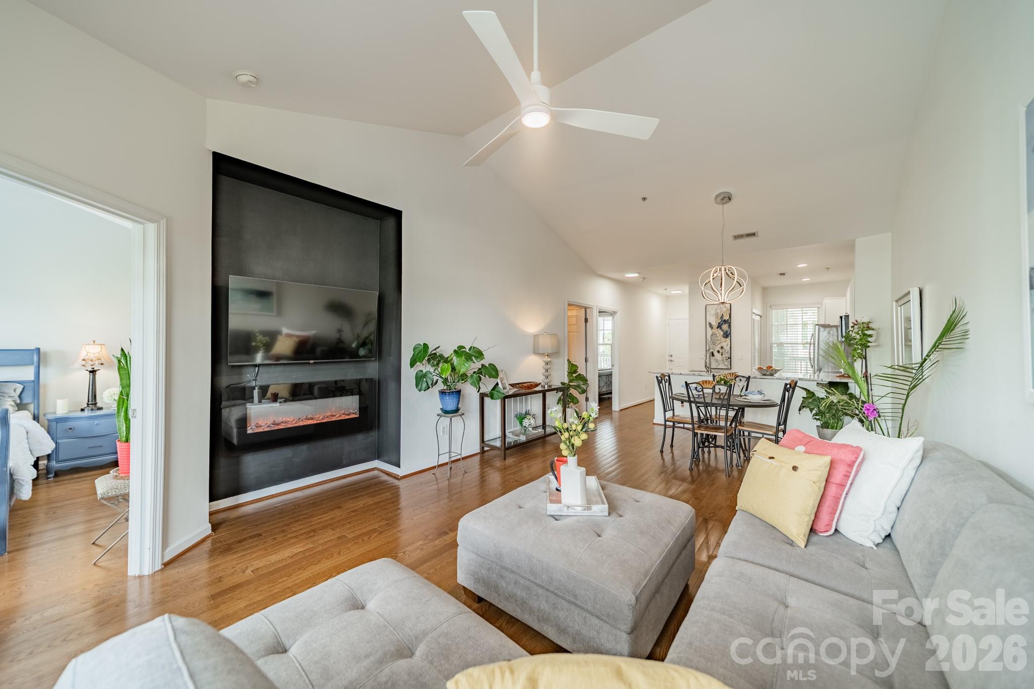 Yes, not only is the fireplace extremely good looks, it actually does give off heat. - 18736 Nautical Drive, Cornelius