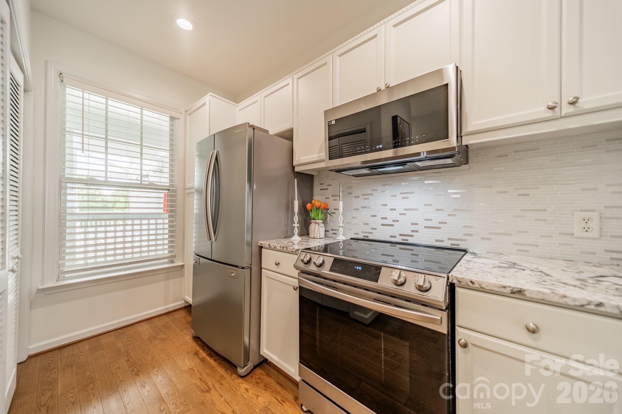 Condominium at 18736 Nautical Drive, Cornelius, photo 8 of 47