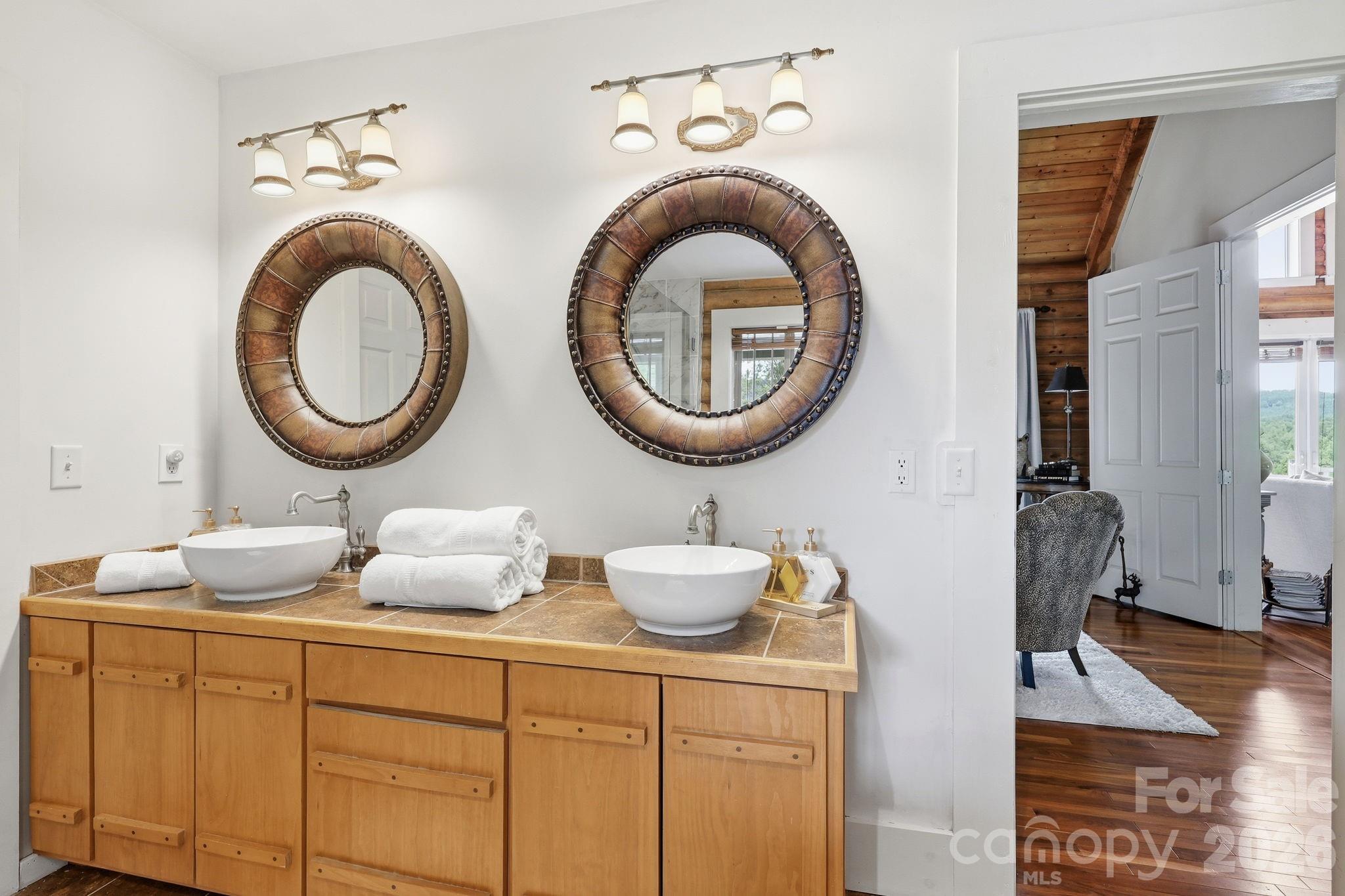 Primary Bath Double Vanity - 112 Sunny Morning Court, Hendersonville