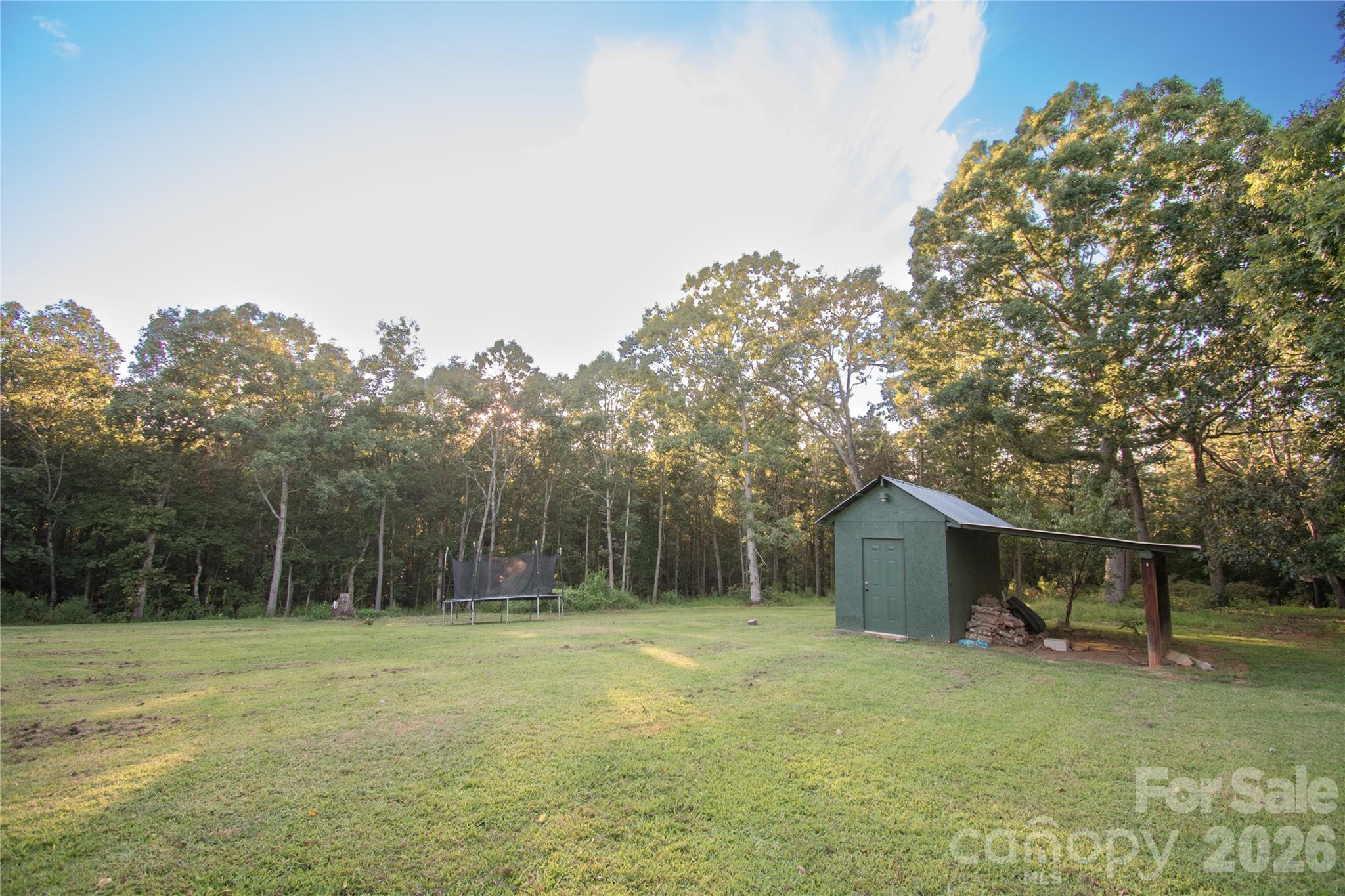 Single Family Residence at 940 Guy Heavner Road, Lincolnton, photo 2 of 26