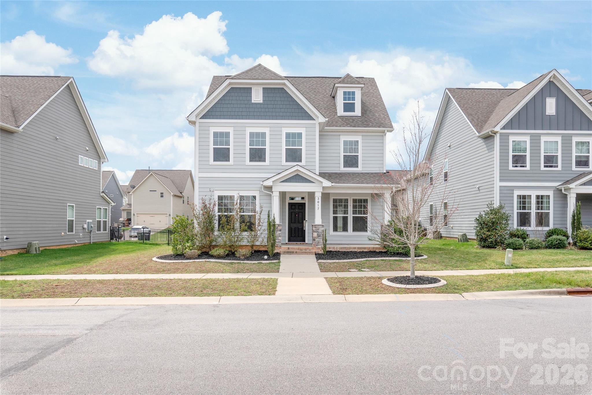 Single Family Residence at 3017 Woodlands Creek Drive, Monroe, photo 2 of 36