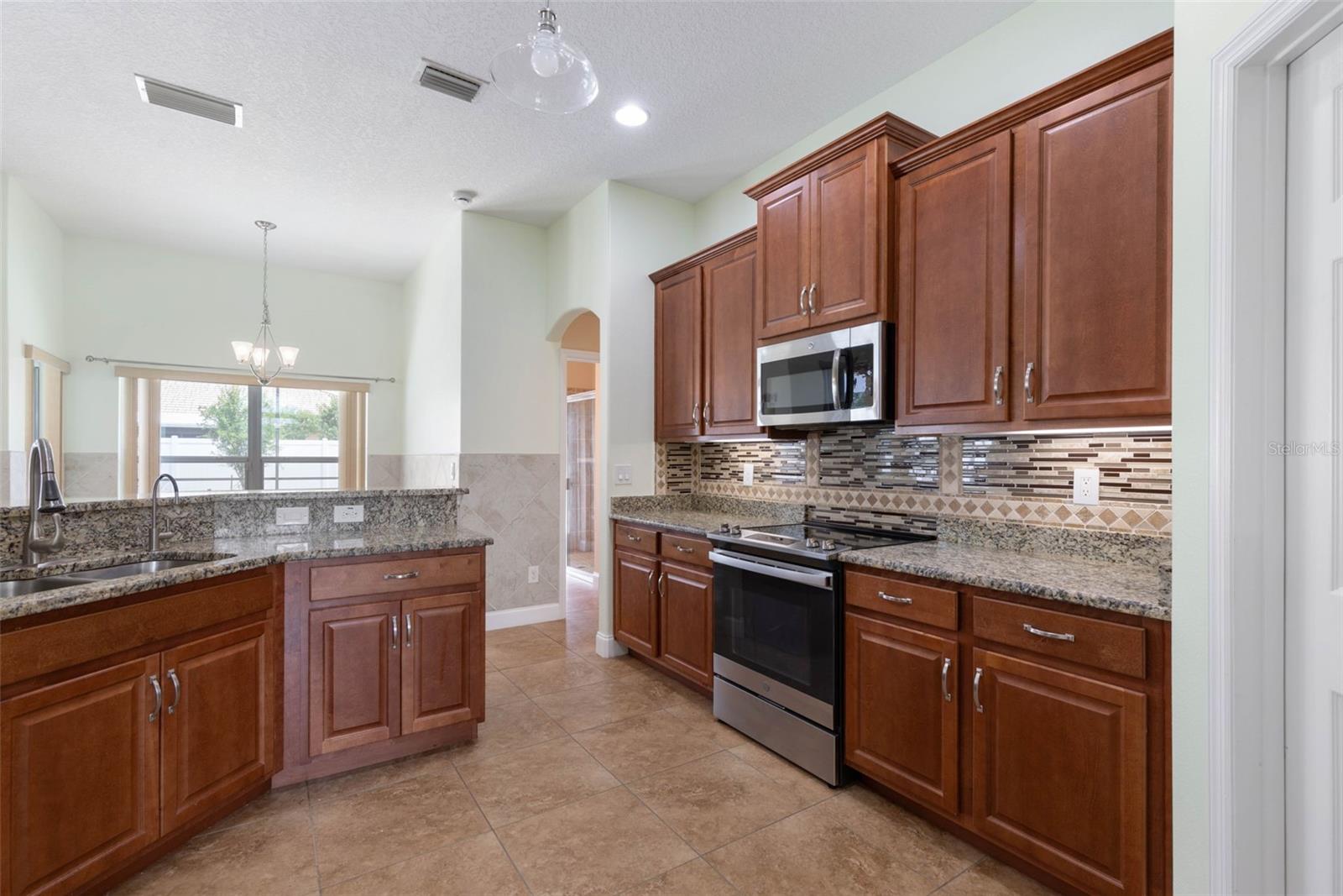 Townhouse at 7 FLINT HILL LN, PALM COAST, photo 17 of 62