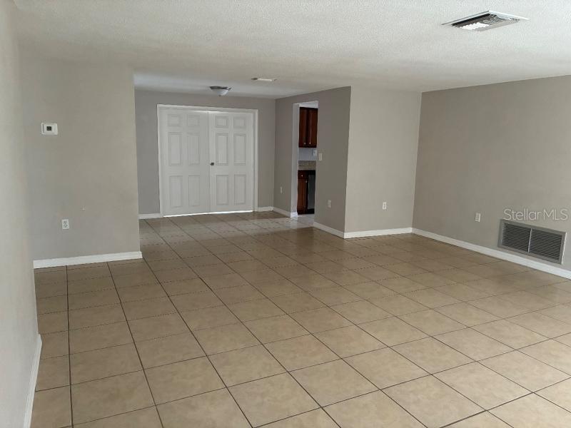 Single Family Residence at 9425 LIDO LN, PORT RICHEY, photo 2 of 15