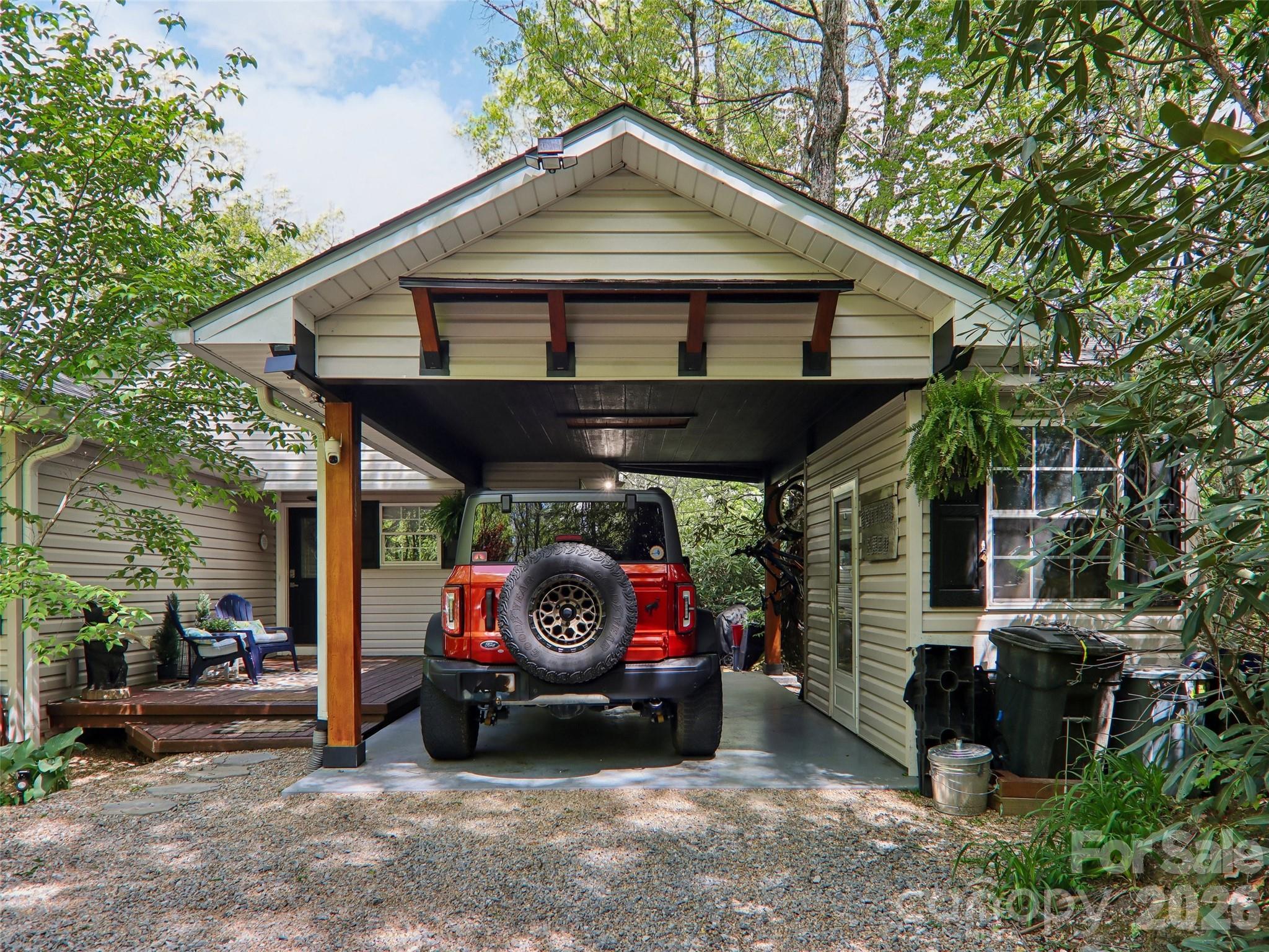 Perfect for an outdoor lifestyle - 554 Pisgah Forest Drive, Pisgah Forest