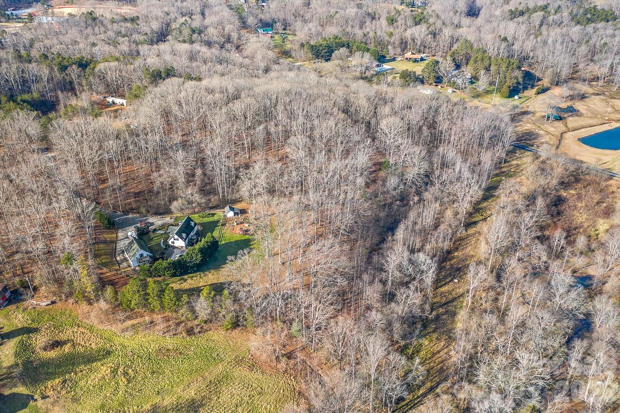 Acreage at 175 Stonehaven Drive, Mooresville, photo 2 of 5