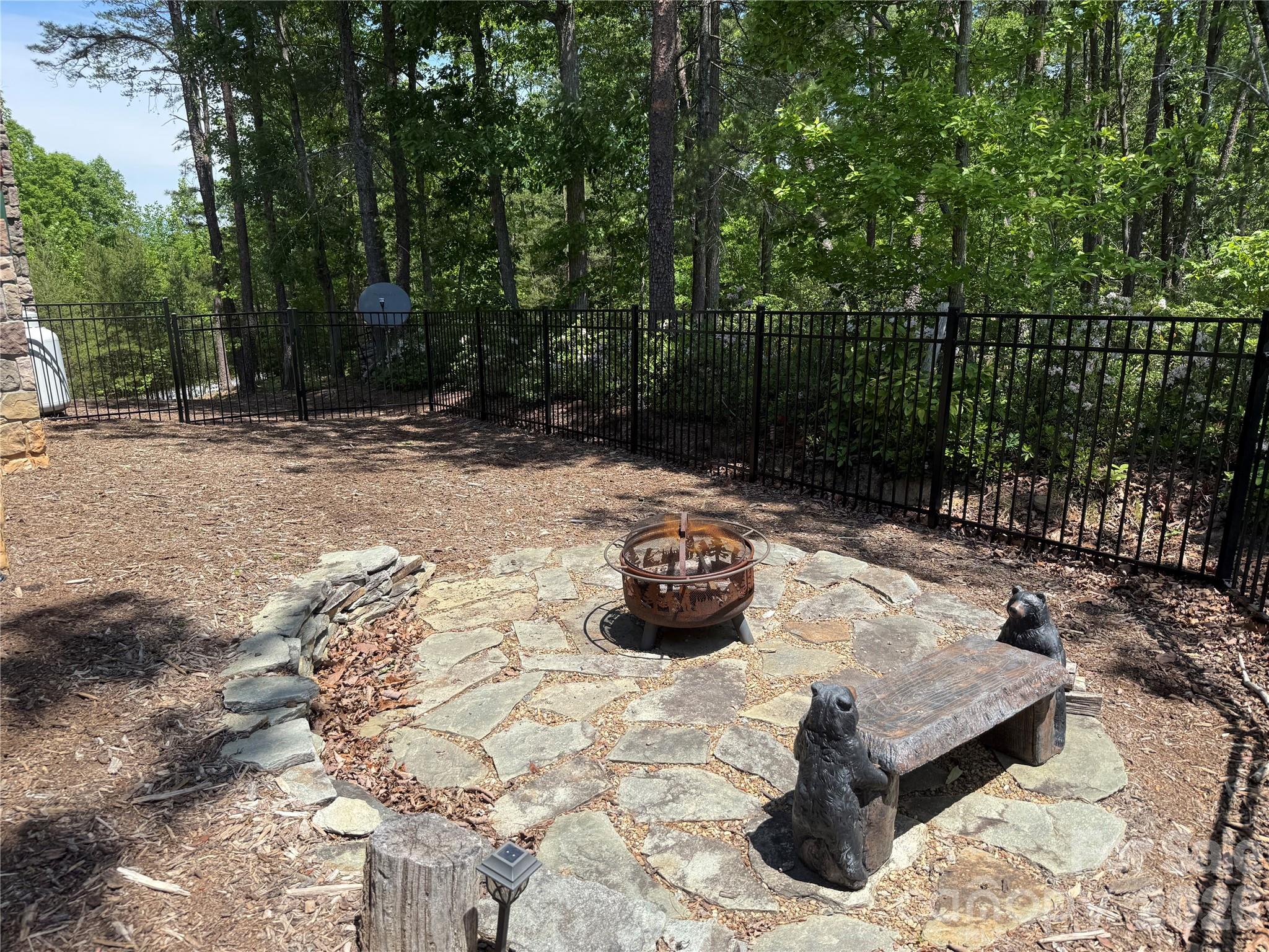 Fire Pit area - 96 Boysenberry Drive, Nebo