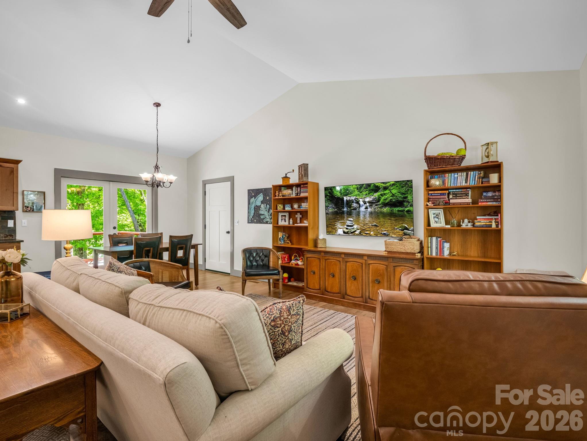 Single Family Residence at 135 Half Moon Lane, Brevard, photo 11 of 44