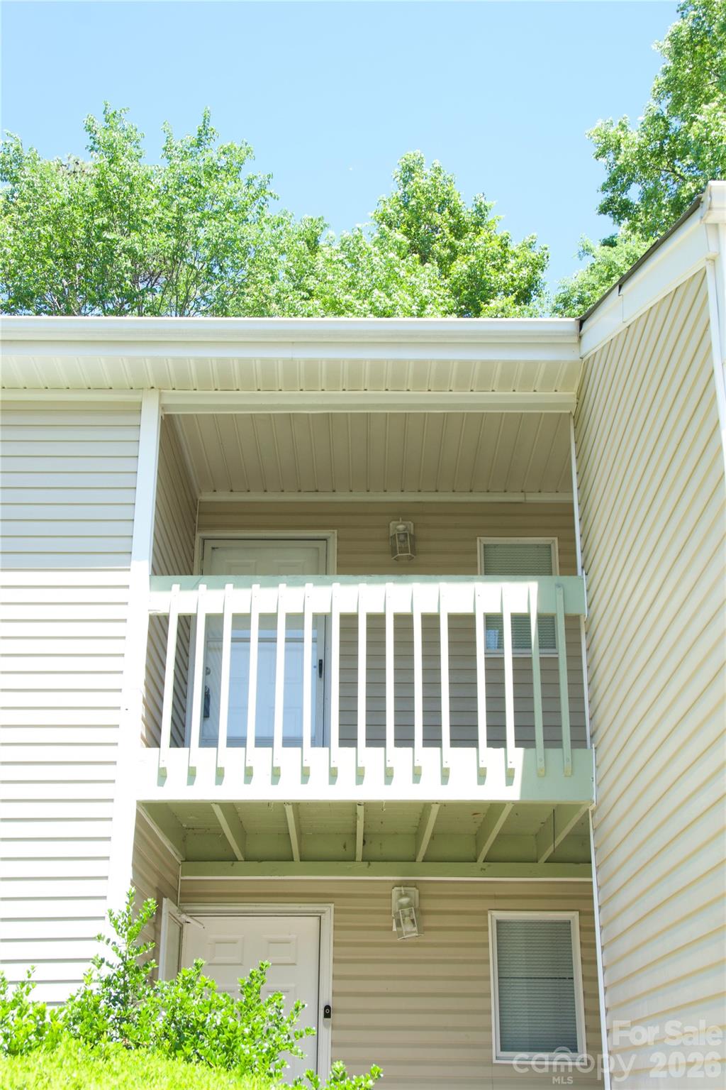 1610 Eagles Place
