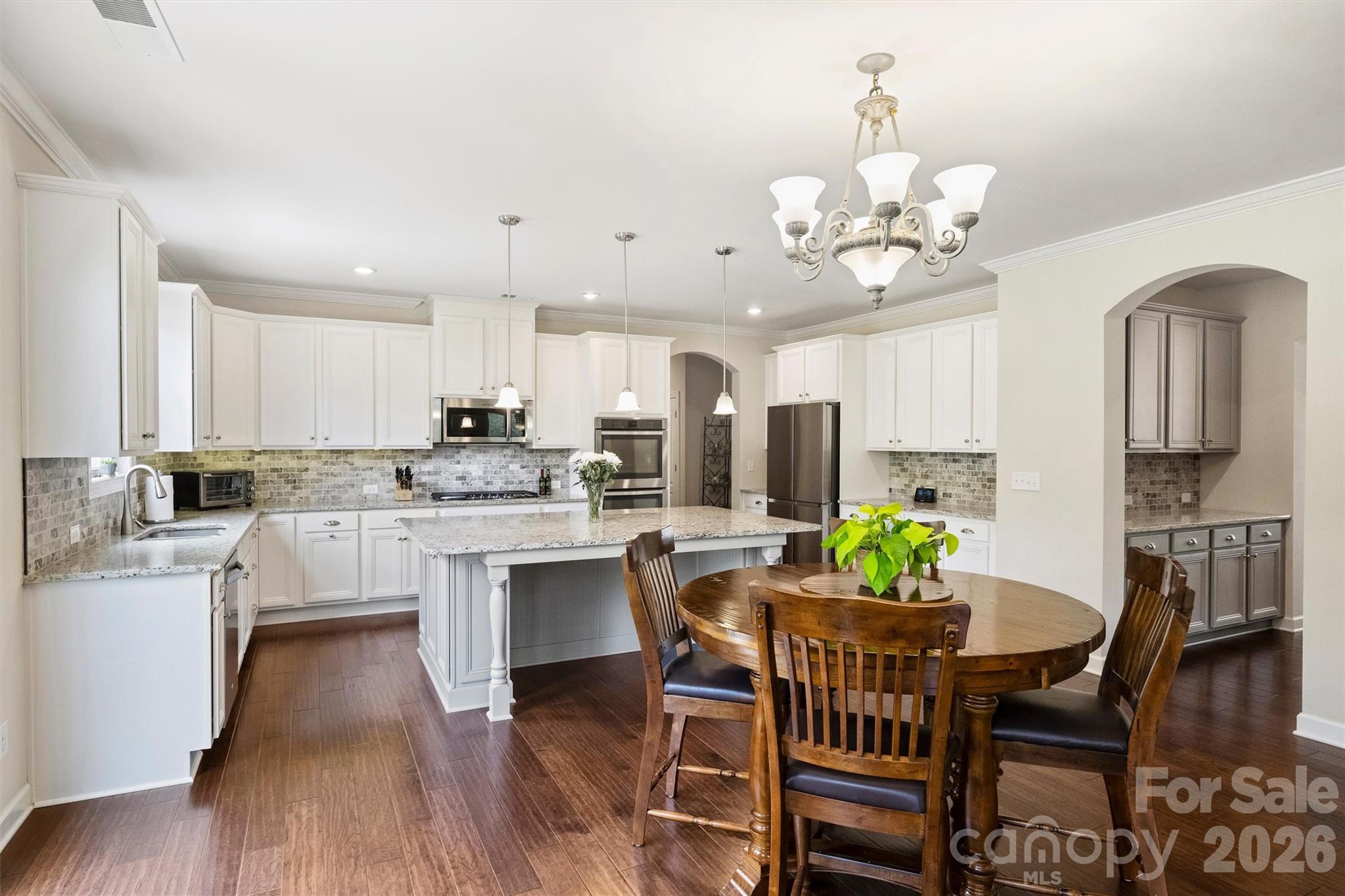 Single Family Residence at 819 Tyne Drive, Fort Mill, photo 15 of 48