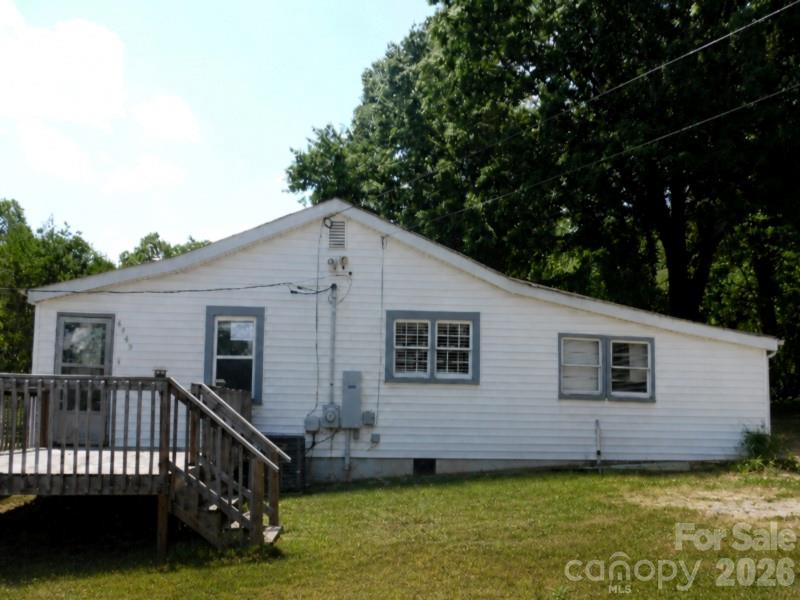 Single Family Residence at 4749 Crowders Crest Drive, Gastonia