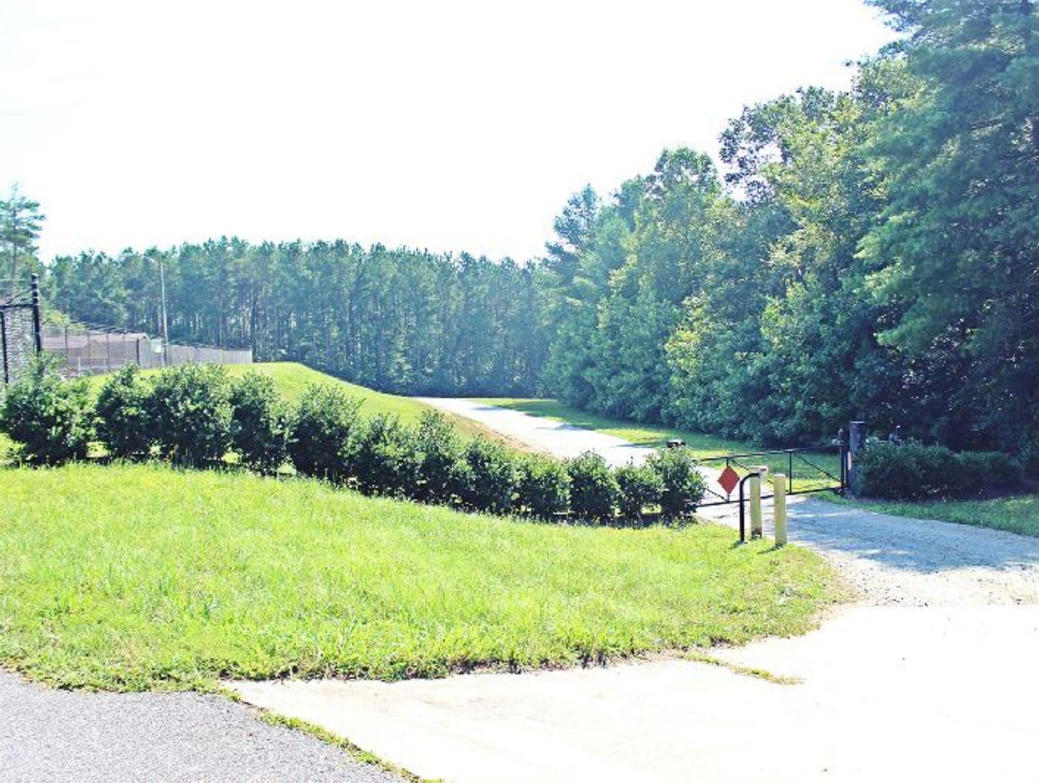 Separate construction entrance - 6020 Plantation Pointe Drive, Granite Falls
