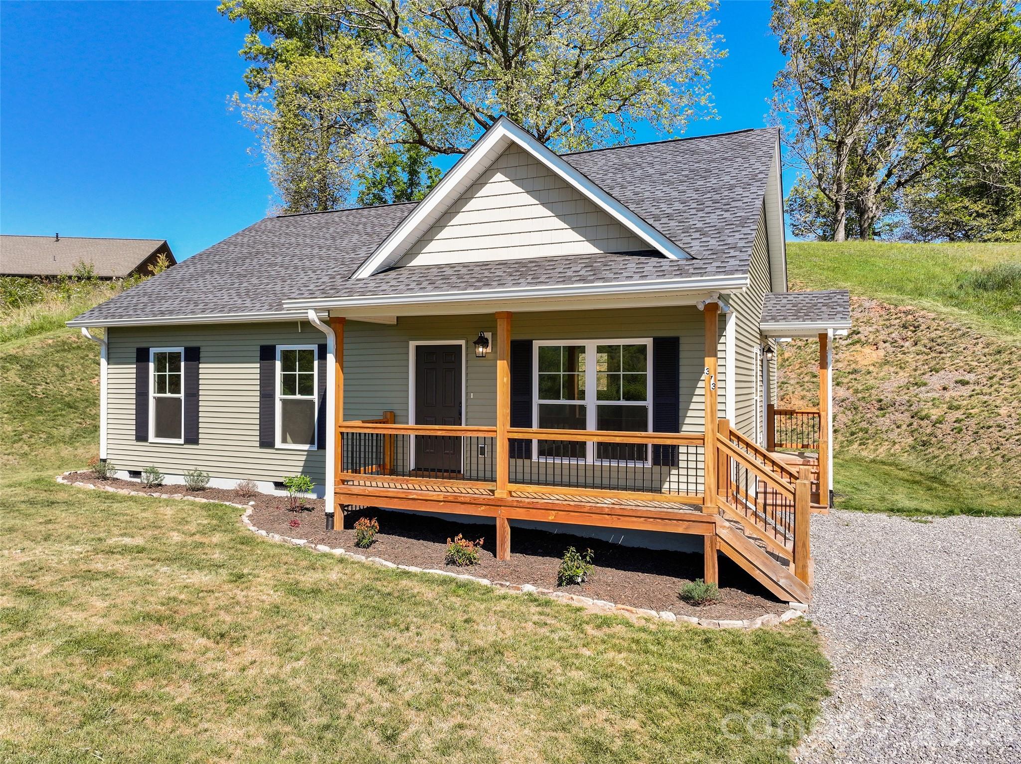 Single Family Residence at 373 Barefoot Ridge, Clyde, photo 2 of 30