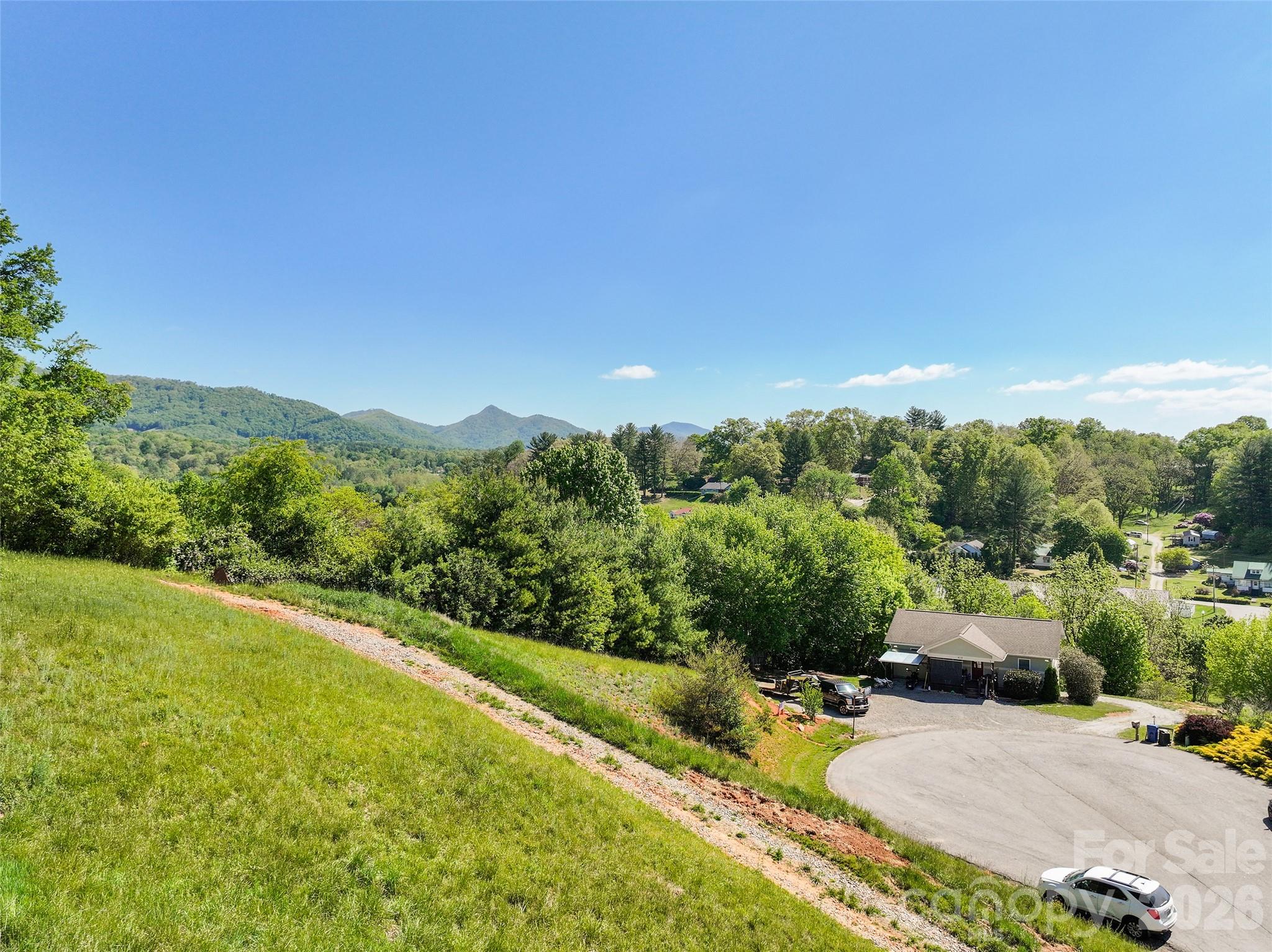 Single Family Residence at 373 Barefoot Ridge, Clyde, photo 5 of 30