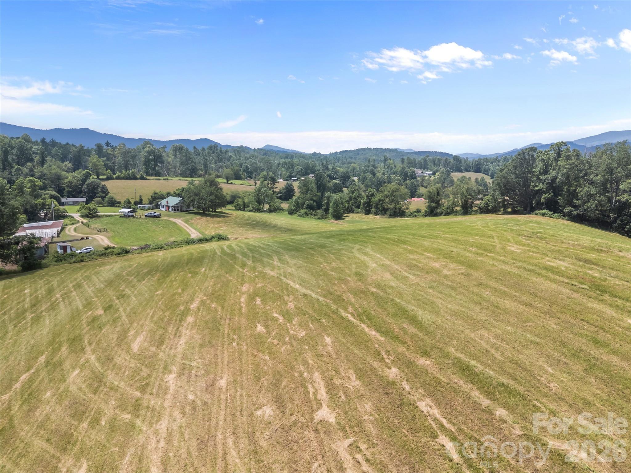 Single Family Residence at 1305 Halltown Road, Spruce Pine, photo 4 of 46