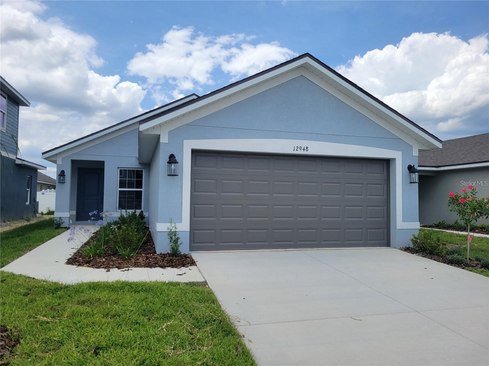 Single Family Residence at 9351 HIGHLAND HILLS DR ST, HUDSON, photo 2 of 22