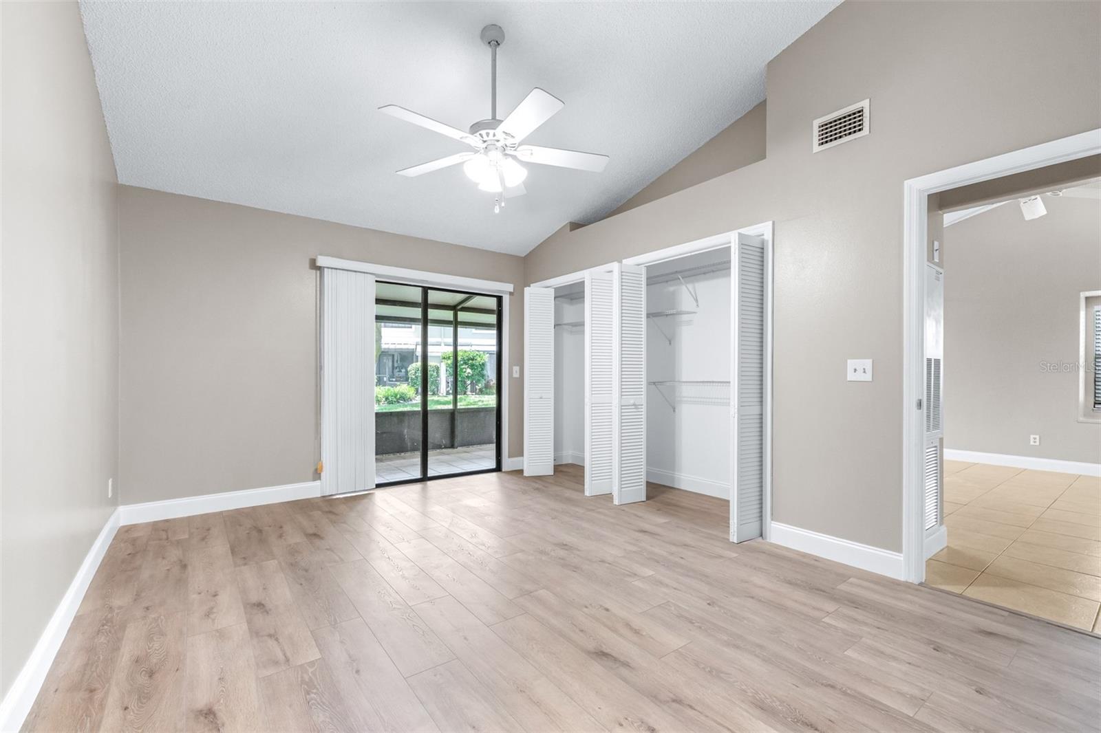 Condominium at 5100 BURCHETTE RD #2505, TAMPA, photo 18 of 47